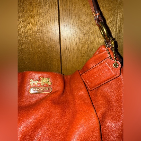 Coach Madison Isabelle Leather Hobo Shoulder Bag in Orange F17275 - Picture 2 of 16